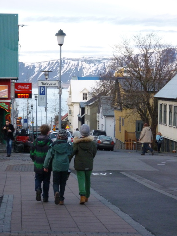 Travel Guide: 24 Hours in Reykjavík, Iceland // Left Coast Other Left
